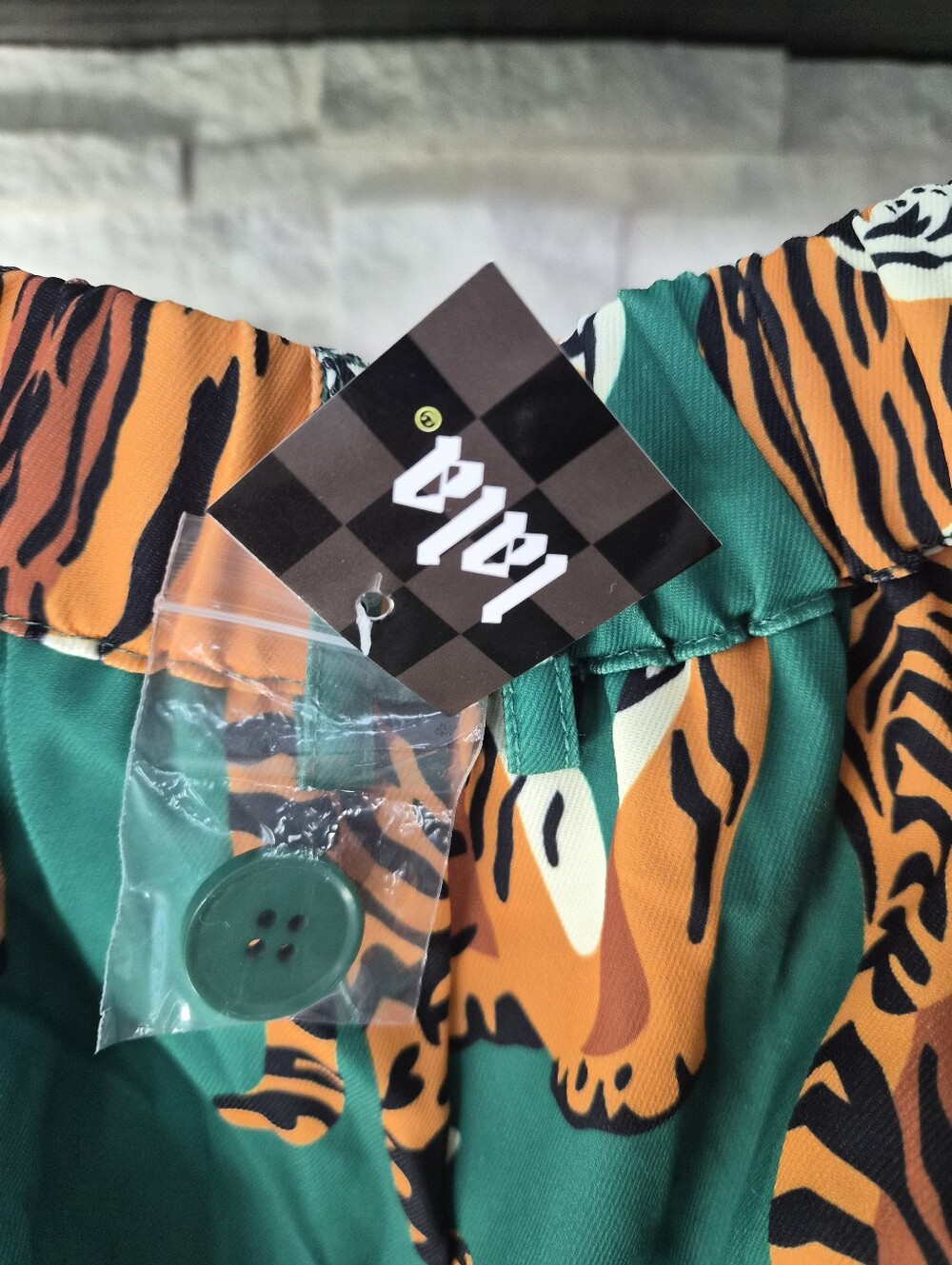 Dressed in LALA Never Taking These Off Trousers in Tiger Tales Size XL NWT - Picture 6 of 8